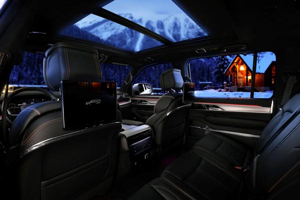 �������� ������ Jeep Grand Wagoneer