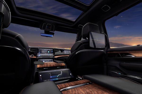 �������� ������ Jeep Grand Wagoneer