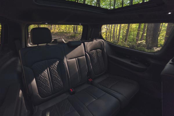 �������� ������ Jeep Grand Wagoneer