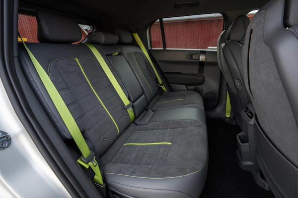 �������� ������ Kia EV3 GT