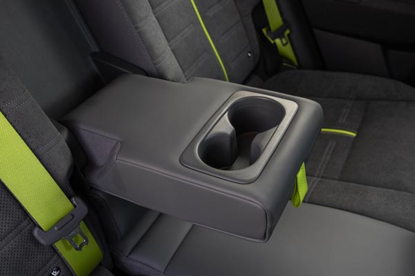 �������� ������ Kia EV3 GT