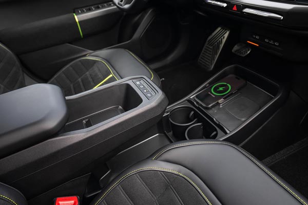 �������� ������ Kia EV4 GT