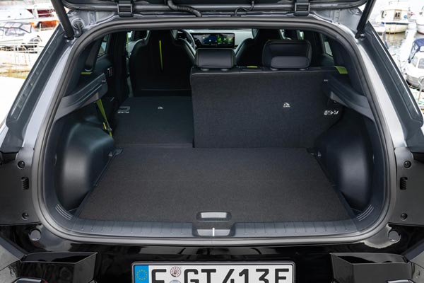 �������� ������ Kia EV4 GT