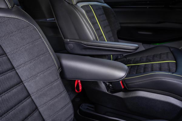 �������� ������ Kia EV9 GT