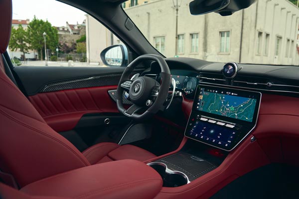 �������� ������ Maserati Grecale Trofeo