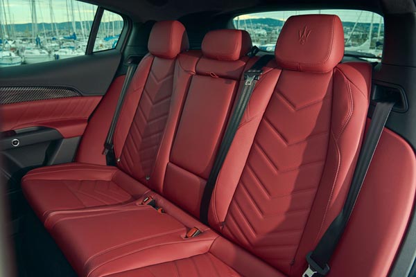 �������� ������ Maserati Grecale Trofeo