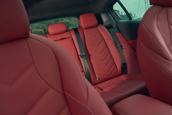 �������� ������ Maserati Grecale Trofeo