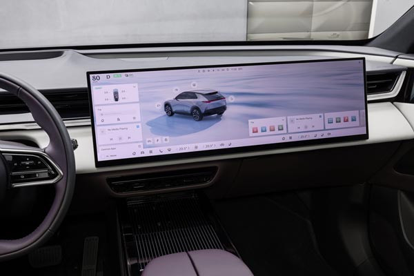 �������� ������ Mazda CX-6e