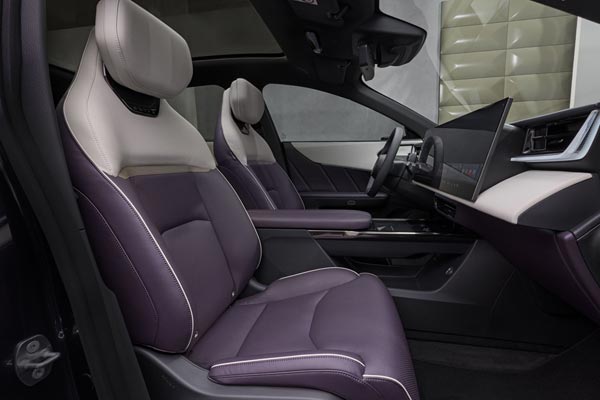 �������� ������ Mazda CX-6e