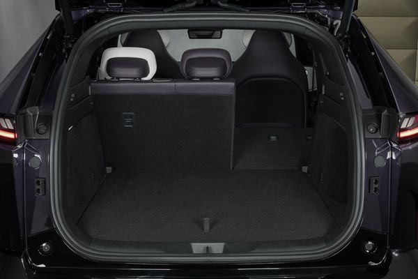 �������� ������ Mazda CX-6e