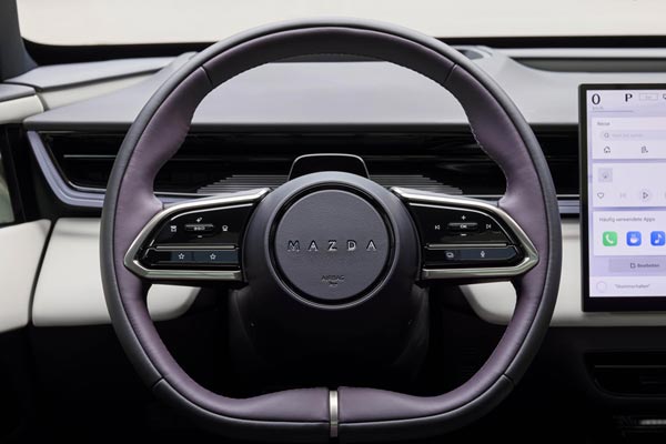 �������� ������ Mazda CX-6e