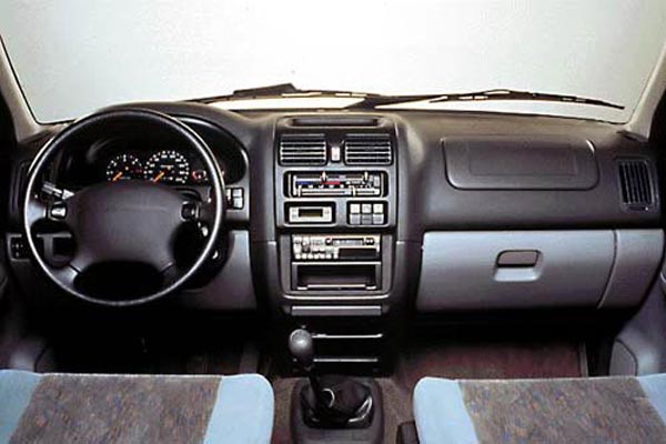   Mazda MPV 1988-1995   Mazda MPV