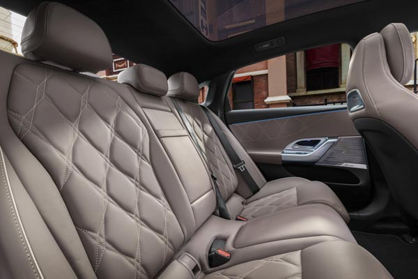 �������� ������ Mercedes C-Class Electric