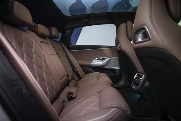 �������� ������ Mercedes C-Class Electric