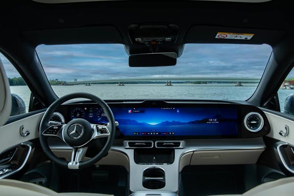 �������� ������ Mercedes C-Class Electric