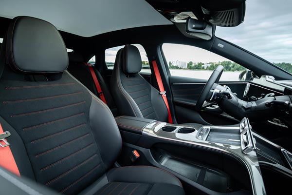 �������� ������ Mercedes C-Class Electric