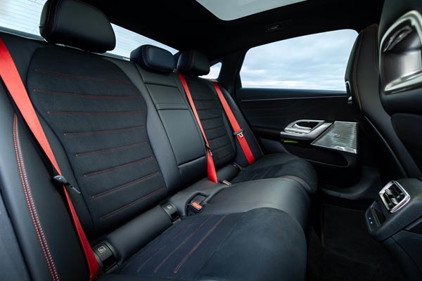 �������� ������ Mercedes C-Class Electric