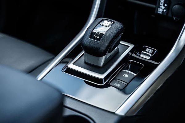 �������� ������ Mitsubishi Xpander