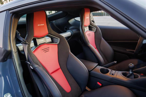 �������� ������ Nissan Z Nismo