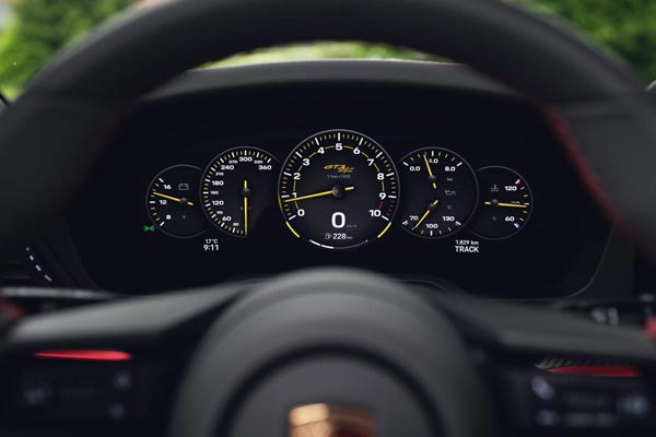 �������� ������ Porsche 911 GT3 SC