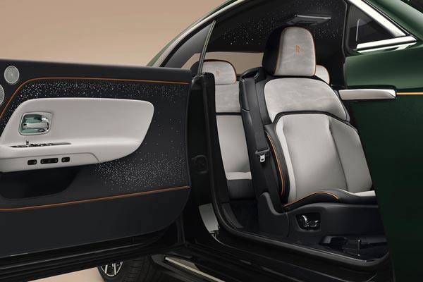 �������� ������ Rolls-Royce Spectre