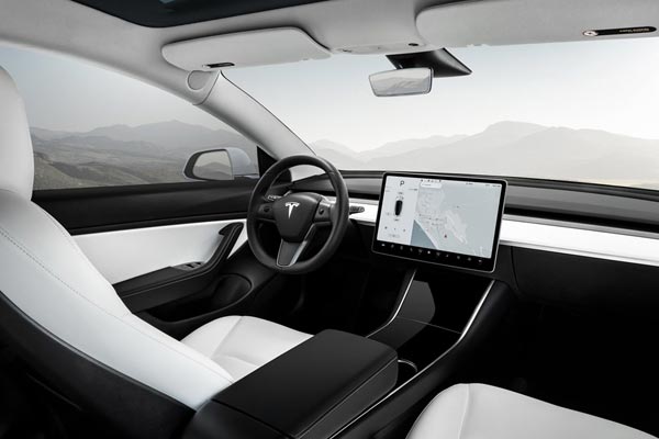   Tesla Model 3