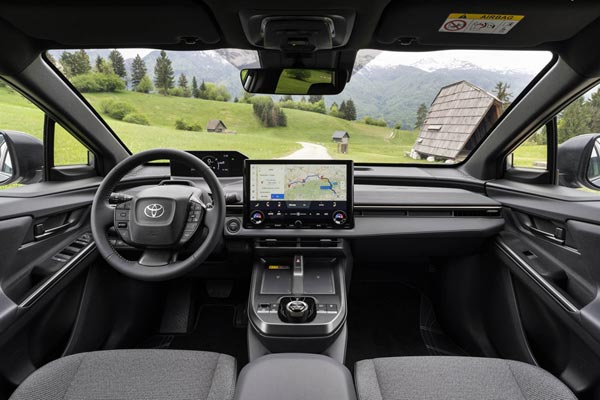 �������� ������ Toyota bZ4X Touring
