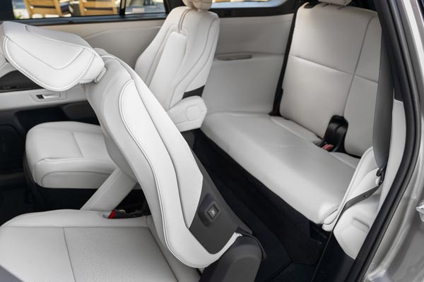 �������� ������ Toyota Highlander 2026