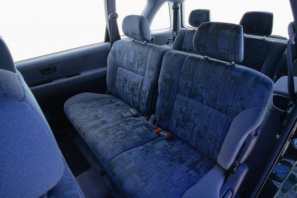 �������� ������ Toyota Picnic