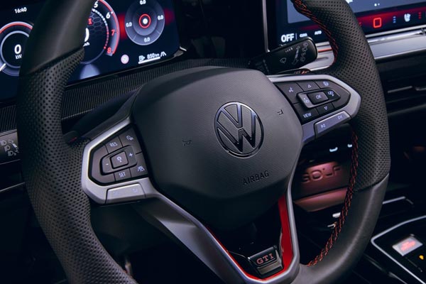   Volkswagen Golf GTI 2024