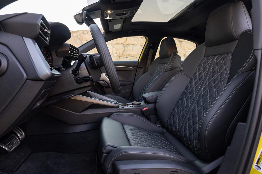 ���� ������ Audi S3 Sedan. �������� Audi S3 Sedan