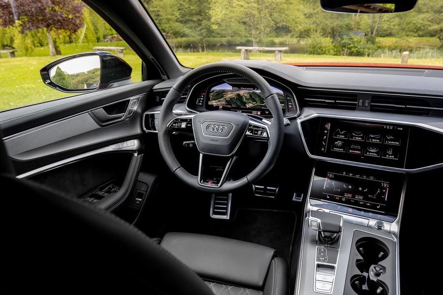   Audi S6 Avant.  Audi S6 Avant