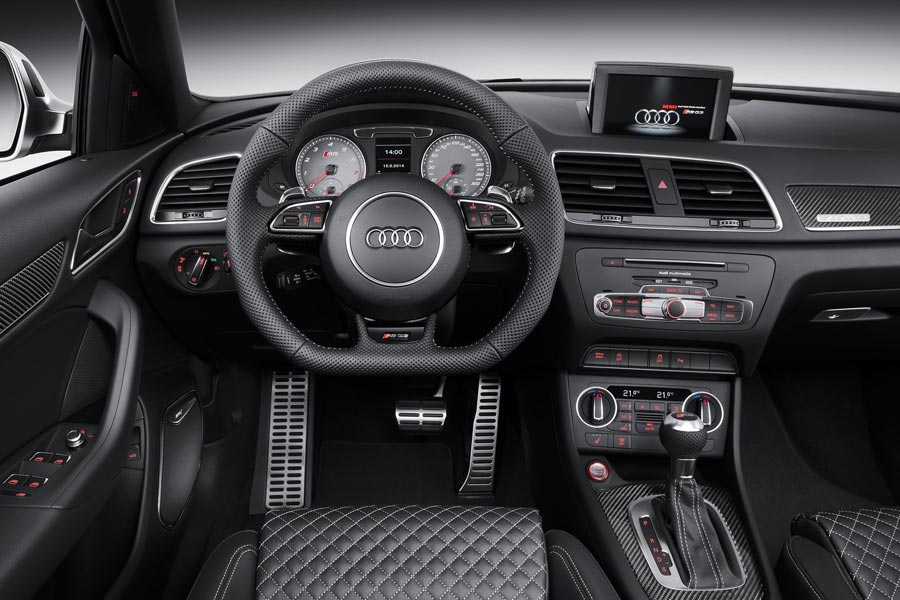   Audi RS Q3.  Audi RS Q3