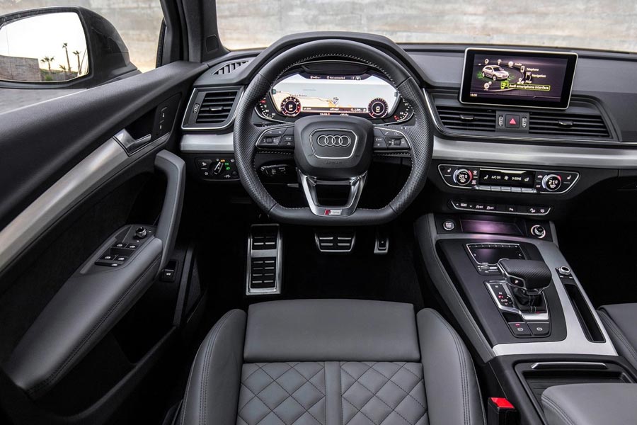   Audi Q5.  Audi Q5