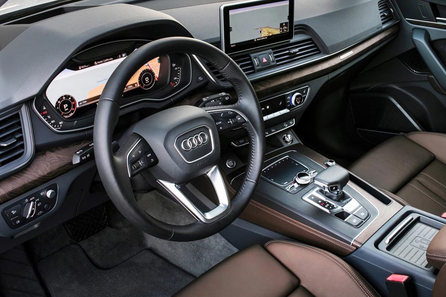   Audi Q5.  Audi Q5