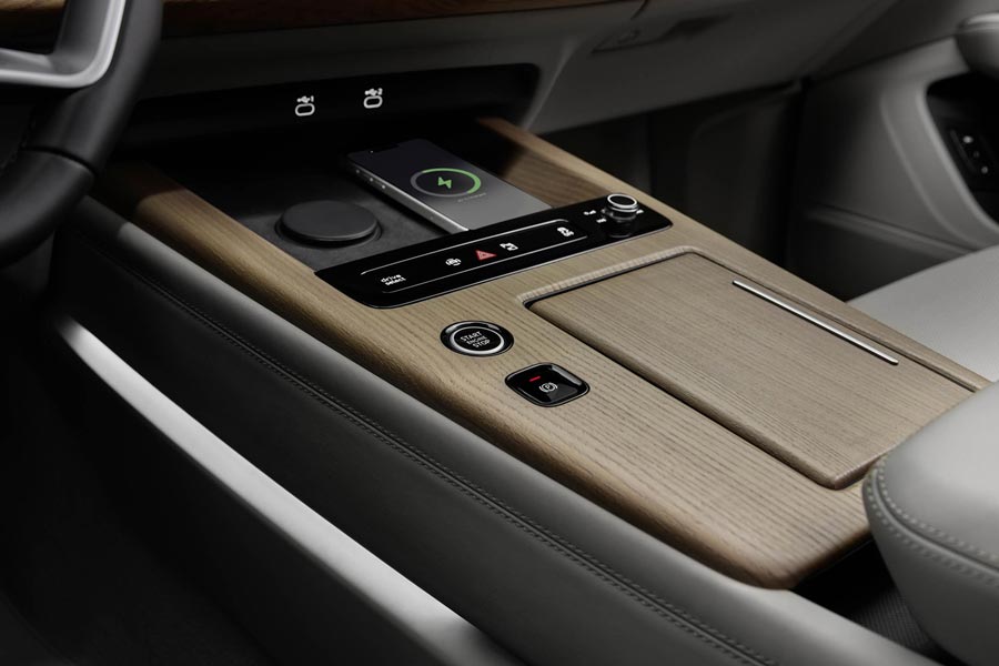���� ������ Audi Q7. �������� Audi Q7