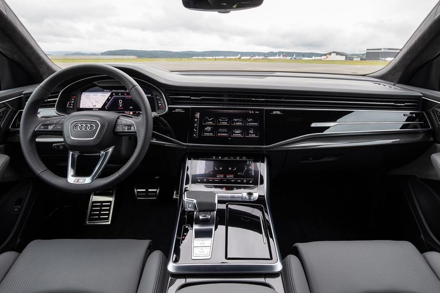   Audi SQ8.  Audi SQ8