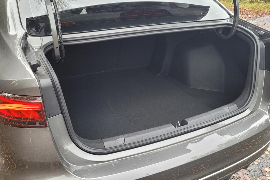   Belgee S50.  Belgee S50