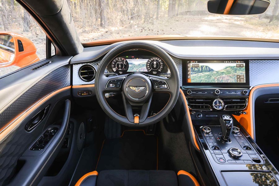   Bentley Flying Spur.  Bentley Flying Spur