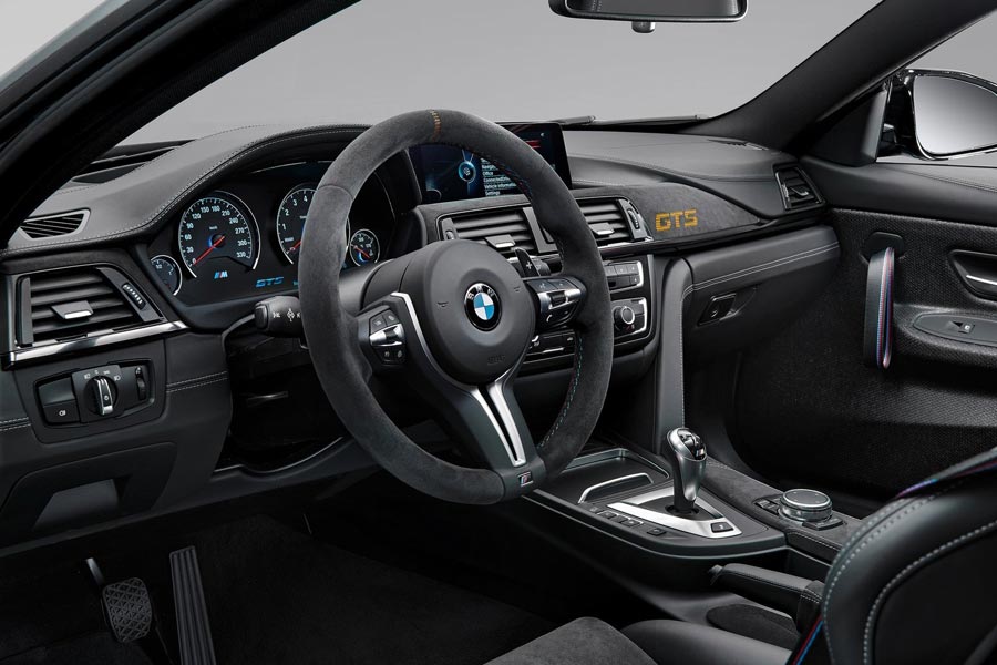  BMW M4 GTS.  BMW M4 GTS
