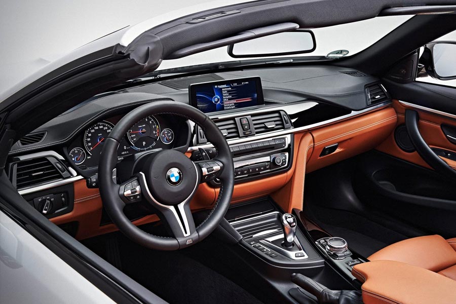   BMW M4 Cabrio.  BMW M4 Cabrio