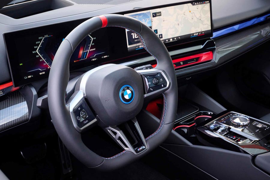   BMW i5 Touring M60.  BMW i5 Touring M60