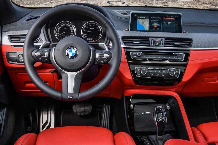   BMW X2 M35i.  BMW X2 M35i