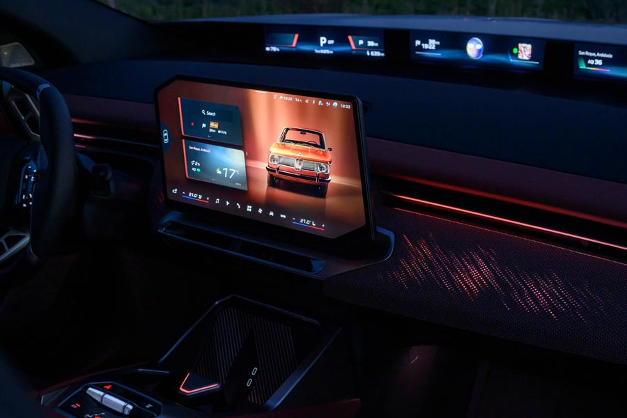 ���� ������ BMW iX3. �������� BMW iX3