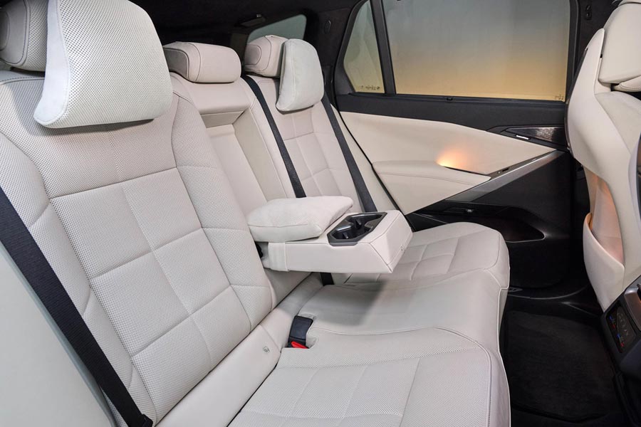 ���� ������ BMW iX5. �������� BMW iX5