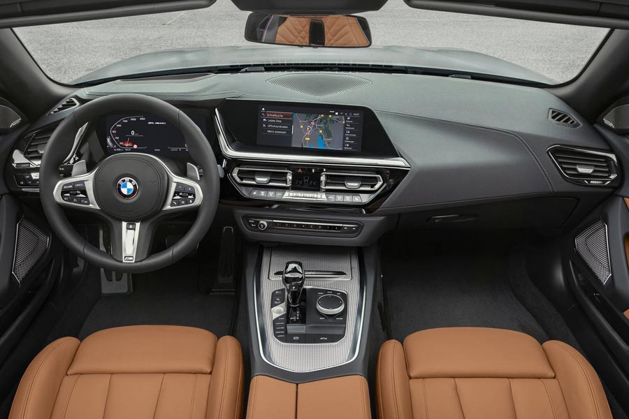   BMW Z4.  BMW Z4