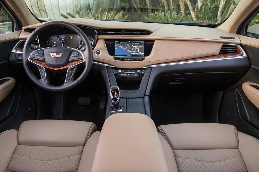   Cadillac XT5.  Cadillac XT5