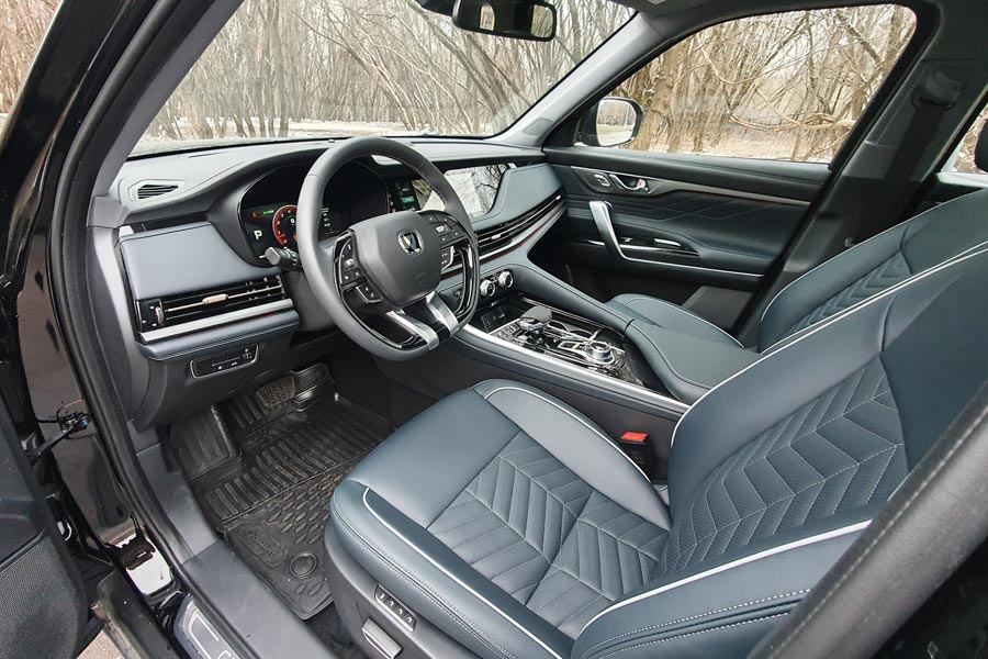   Changan CS95.  Changan CS95