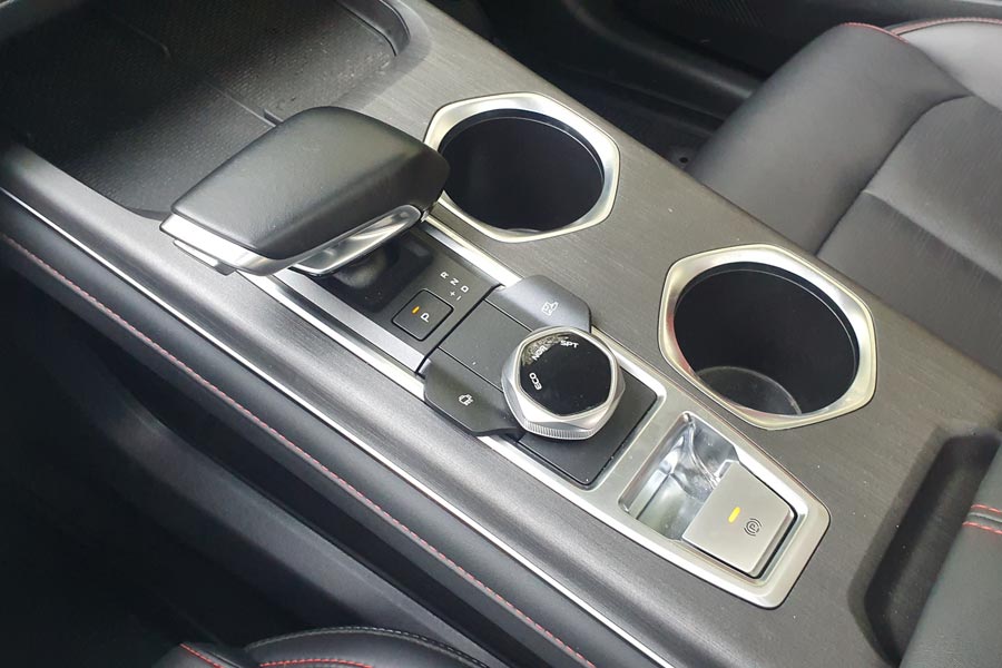   Changan UNI-S.  Changan UNI-S