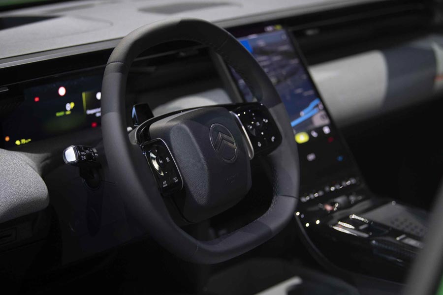   Citroen C5 Aircross 2025.  Citroen C5 Aircross 2025